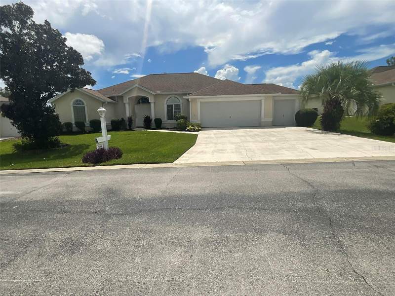 2084 NW 50TH CIRCLE