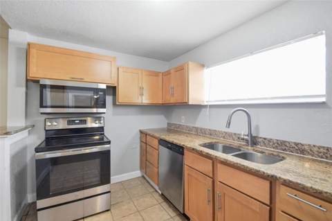 1410 E Waters Avenue, Tampa FL - photo 14 of 38