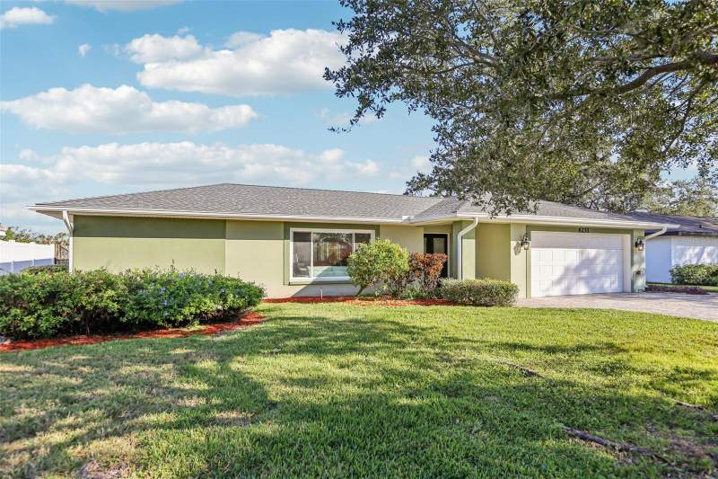 3 bedroom Single Family Residence at 6251 18th Street, Tanglewood Sub, St Petersburg — photo 3