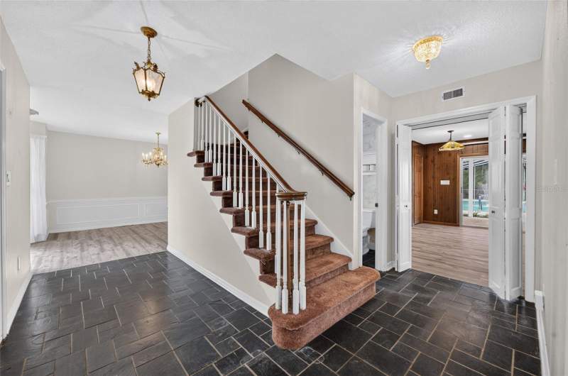 5 bedroom Single Family Residence at 60 OAKLEIGH LANE, OAKLEIGH THIRD ADD, MAITLAND — photo 3