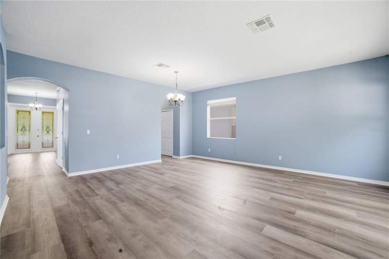 5 bedroom Single Family Residence at 5341 Pepper Brush Cove, Spring Creek, Apopka — photo 5