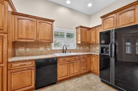 1557 Oak Forest Drive, The Villages FL - photo 6 of 55
