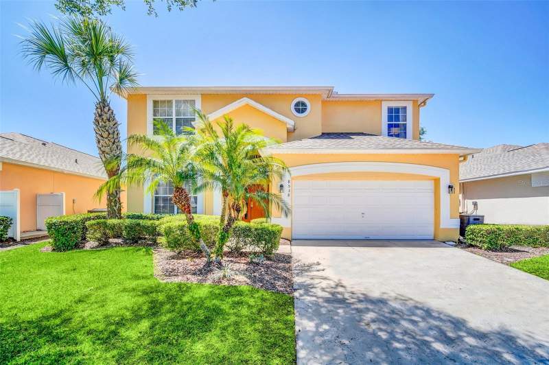 8538 SUNRISE KEY DRIVE home for sale in Emerald Island Resort