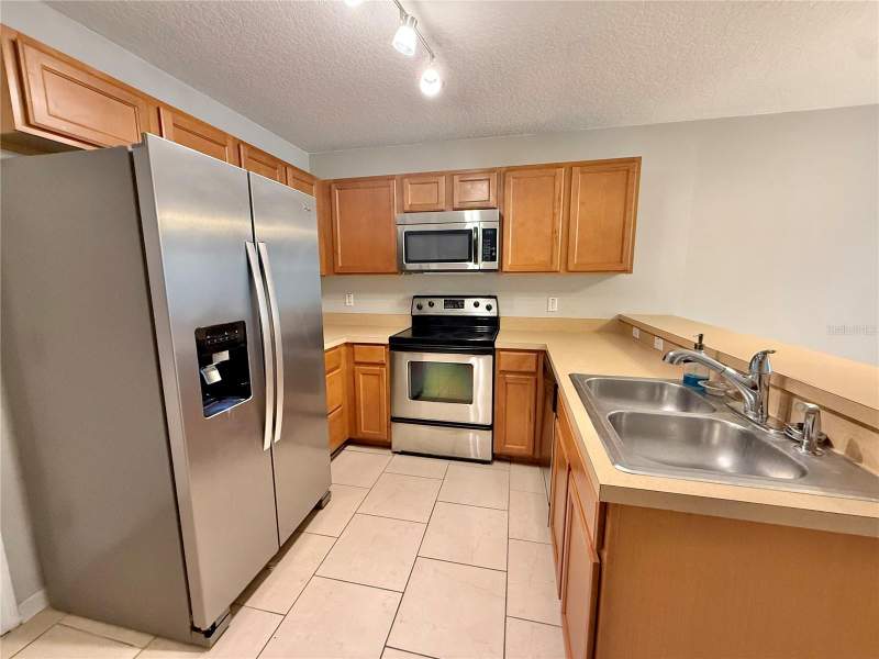3 bedroom Townhouse at 609 Cresting Oak Circle #98, Oakcrest/Southmeadowph N, Orlando — photo 3