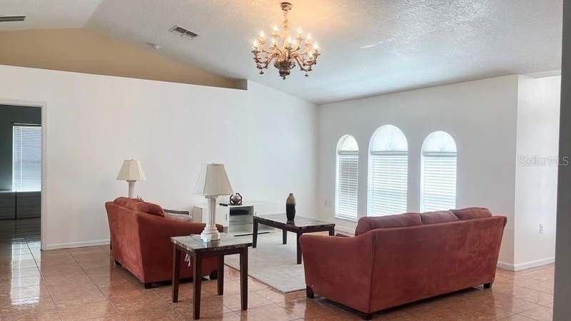 3 bedroom Single Family Residence at 619 Mayan Place, Poinciana Village 1 Nbhd 1 South, Kissimmee — photo 3
