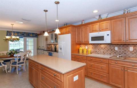 810 Carnoustie Drive, Venice FL - photo 24 of 77