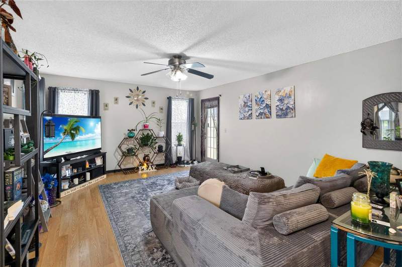 2 bedroom Condominium at 4807 COACHMANS DRIVE #2402, COACH HOMES AT MARINERS VILLAGE, ORLANDO — photo 4