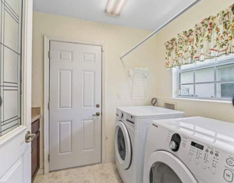 12108 SE 176th Loop, Summerfield FL - photo 18 of 35