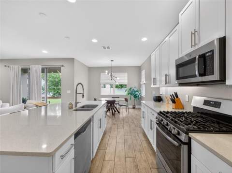 11209 Lemon Lake Boulevard, Orlando FL - photo 13 of 41