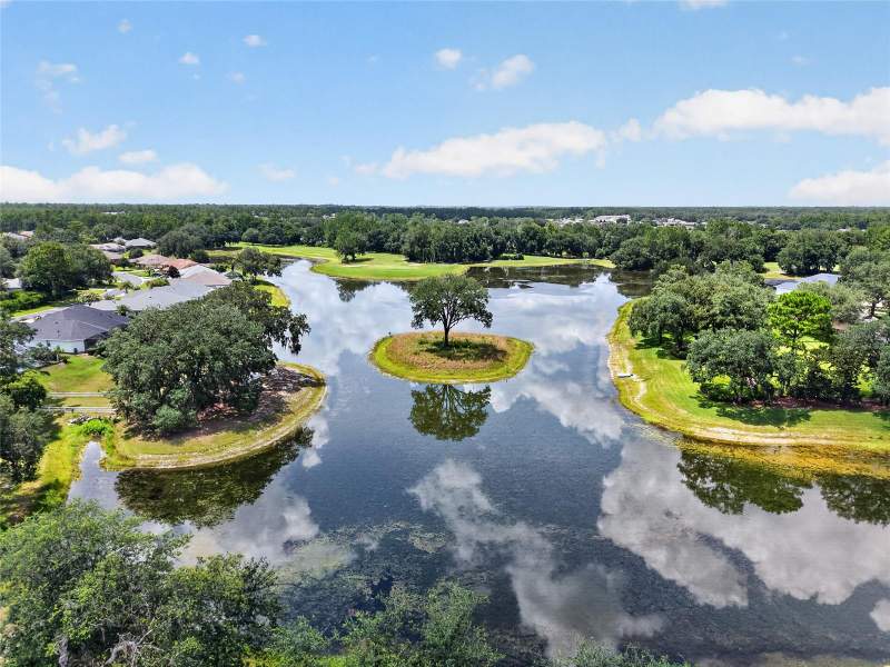 3 bedroom Single Family Residence at 349 Lake Drive, Lake Diamond, Ocala — photo 4
