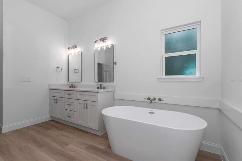 4 bedroom Single Family Residence at 17226 SW 20th Court Road, Marion Oaks Unit 4, Ocala — photo 5