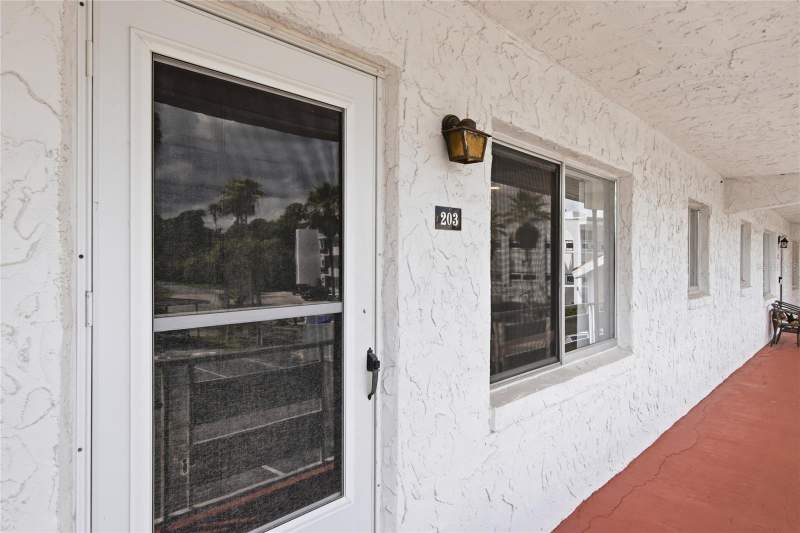 2 bedroom Condominium at 1100 Martinique Drive #203, Orchid Spgs Village #300, Winter Haven — photo 3