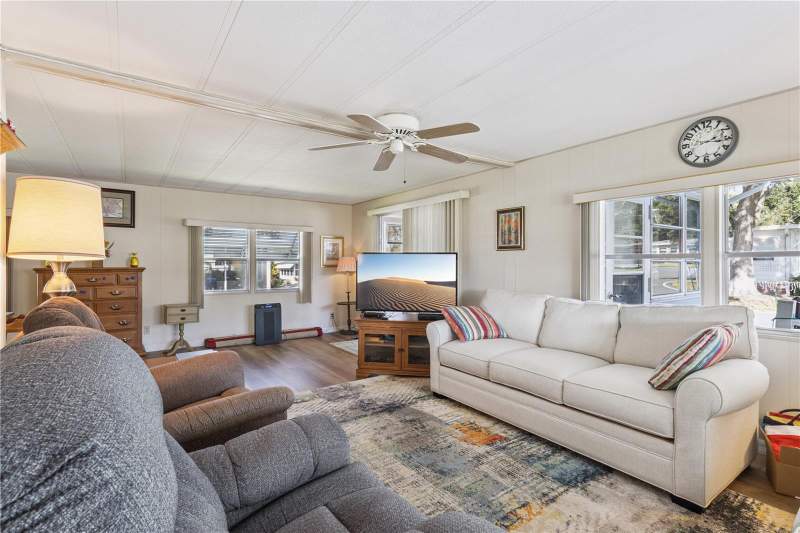 2 bedroom Manufactured Home at 103 Poinsettia, Hawthorne At Leesburg A Cooperative Unit, Leesburg — photo 5