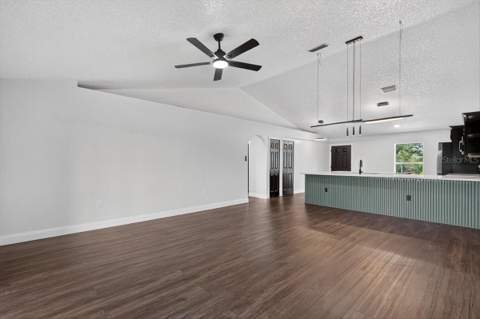 8221 Normandy Drive, Weeki Wachee FL - photo 8 of 40