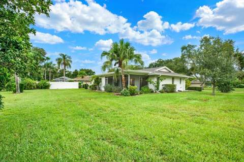 2661 Pebble Beach Drive, Clearwater FL - photo 20 of 22