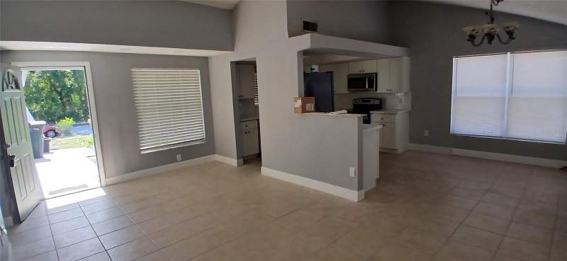 4 bedroom Single Family Residence at 1019 Peninsula Road, Gulfview Ridge, Tarpon Springs — photo 2