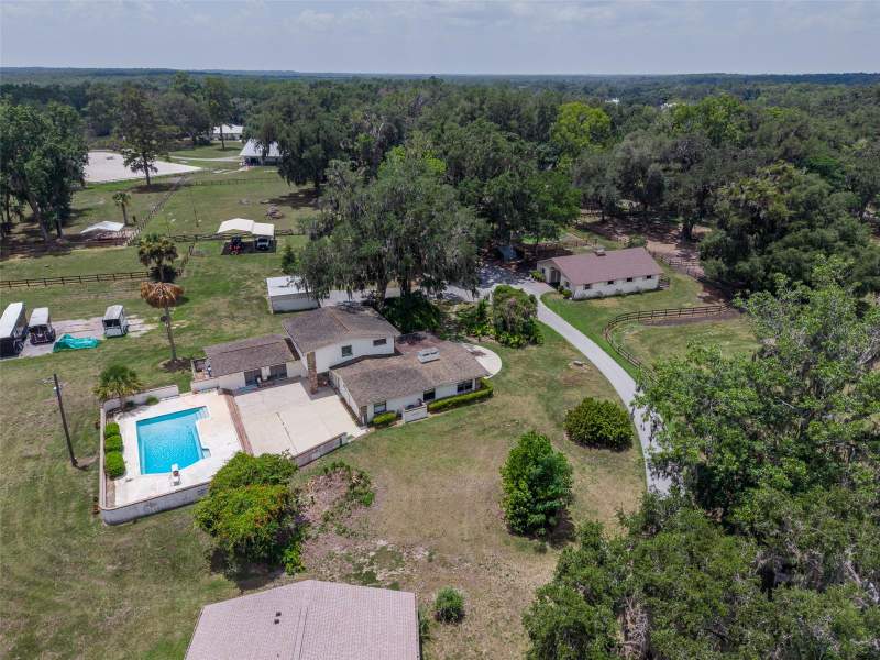 6 bedroom Farm at 1750 SE 80th Street, Non, Ocala — photo 2