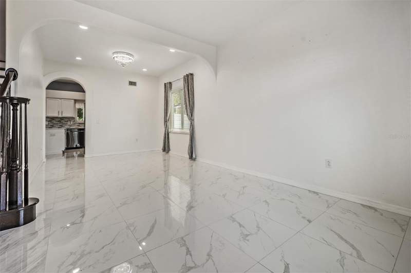 3 bedroom Single Family Residence at 380 Rosalind Lane, Bay Arbor, Oldsmar — photo 4