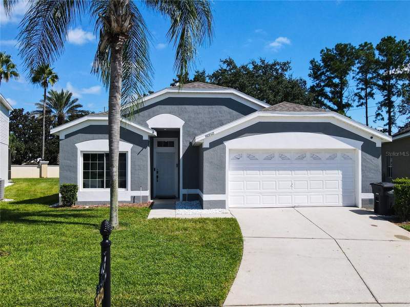 8050 KING PALM CIRCLE home for sale in Wyndham Palms