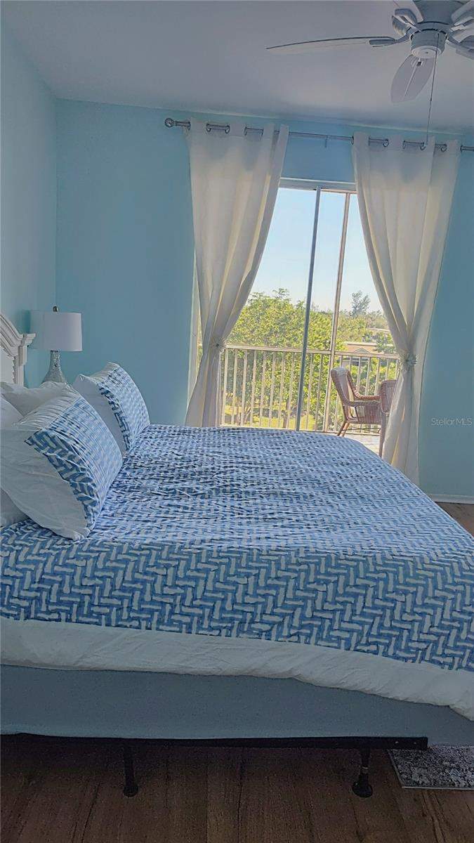 2 bedroom Condominium at 14931 Park Lake Drive #Ph04, Park Two/Lakewood, Fort Myers — photo 5