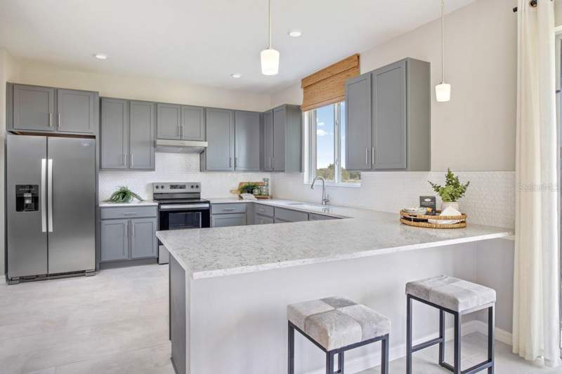 4 bedroom Single Family Residence at 3070 Crossland Court, Cedar Crossings Phase 1, Haines City — photo 3