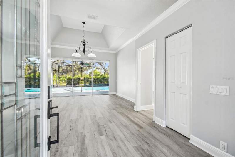 3 bedroom Single Family Residence at 8818 Poe Drive, The Estates, Hudson — photo 4