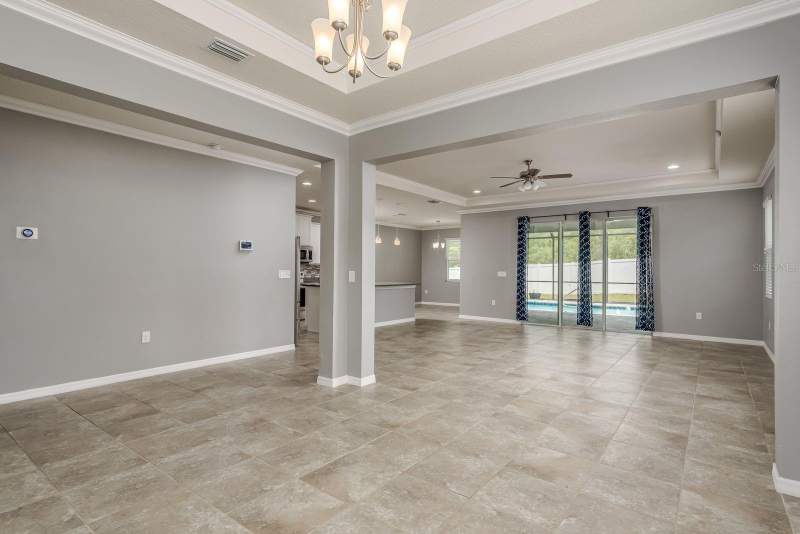 4 bedroom Single Family Residence at 13637 Blythewood Drive, Sterling Hill Ph 2B, Spring Hill — photo 5