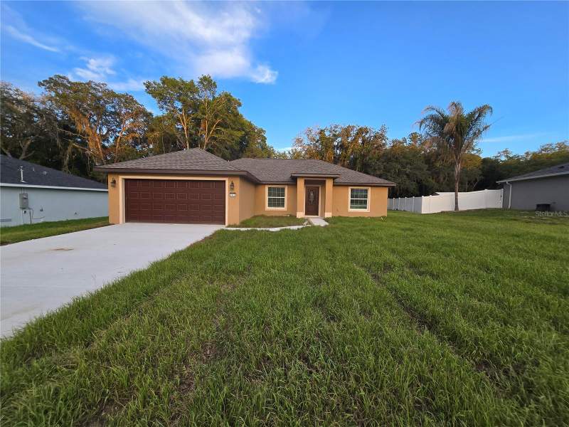 4 bedroom Single Family Residence at 203 Emerald Road, Silver Spg Shores Un #32, Ocala — photo 2