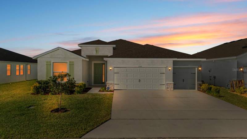 4 bedroom Single Family Residence at 3507 Golden Wheat Lane, Varrea Ph 1, Plant City — photo 2