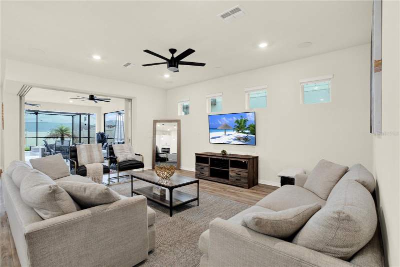 4 bedroom Single Family Residence at 19234 Mossy Pine Drive, K-Bar Ranch, Tampa — photo 5