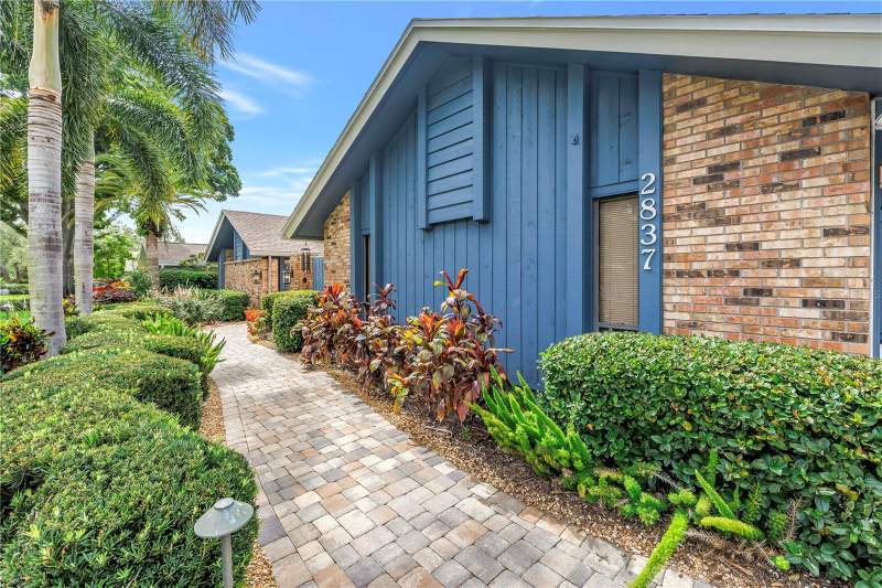 5 bedroom Single Family Residence at 2837 Saber Drive, Northwood Estates- Tr G, Clearwater — photo 4