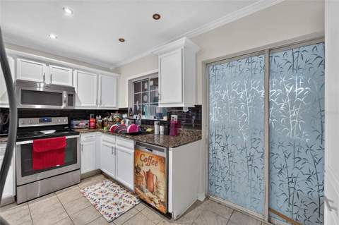 10818 Brickside Court, Riverview FL - photo 14 of 50