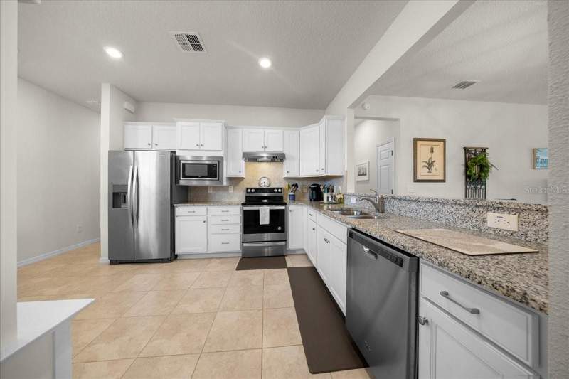 2 bedroom Single Family Residence at 9645 SW 63rd Loop, Stone Creek Del Webb, Ocala — photo 5