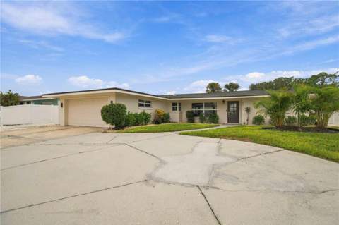 9911 Royal Palm Drive, Bradenton FL - photo 6 of 6