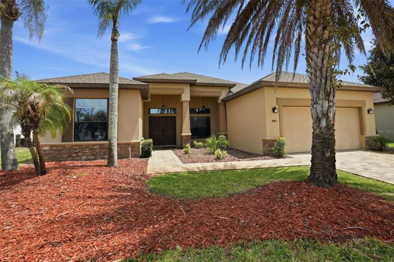 4 bedroom Single Family Residence at 8987 Mississippi Run, Glen Lakes Ph 1, Weeki Wachee — photo 3