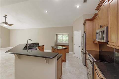 4965 Shoreline Circle, Sanford FL - photo 15 of 53