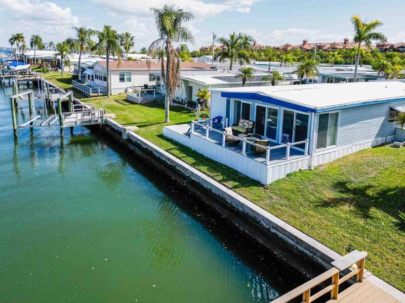 Bay Aristocrat Village Mobile Home Park Unrec