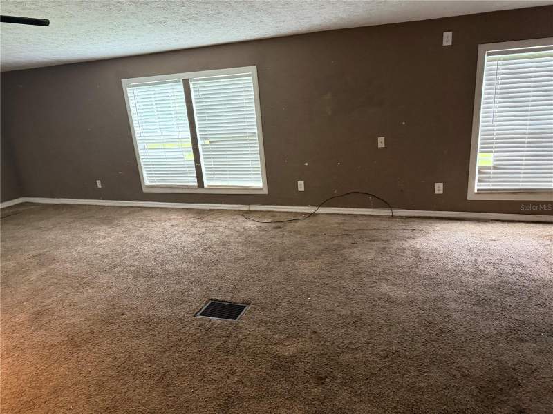 4 bedroom Manufactured Home at 11455 NW 110th Avenue, Reddick, Reddick — photo 5