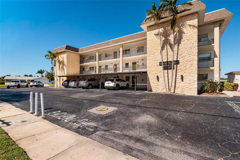 2 bedroom Condominium at 3789 46th Avenue #101, Vista Del Mar Condo, St Petersburg — photo 4