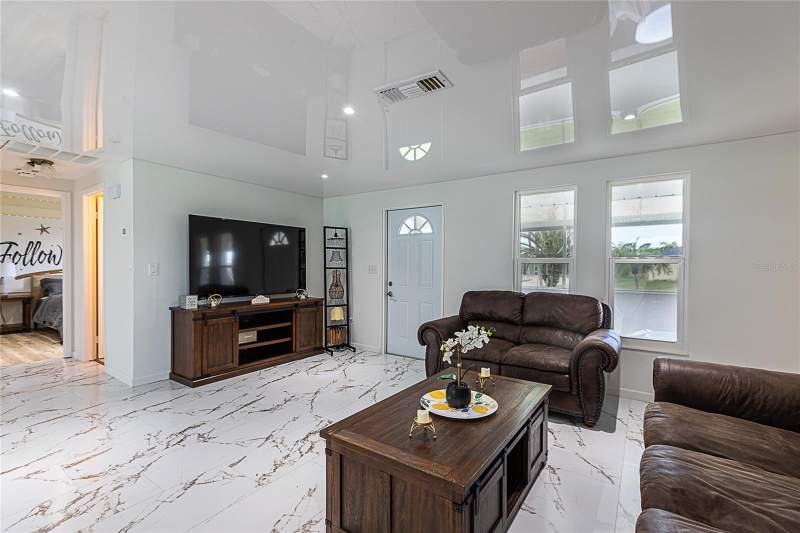 3 bedroom Single Family Residence at 295 Annapolis Lane, Rotonda West Oakland Hills, Rotonda West — photo 5