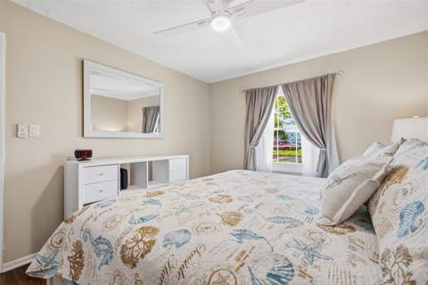 5117 Salmon Drive #B, St Petersburg FL - photo 16 of 57