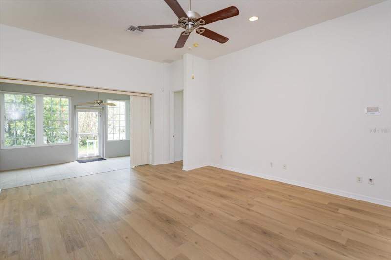 3 bedroom Single Family Residence at 931 Vindale Road, Tavares Imperial Village Sub, Tavares — photo 5