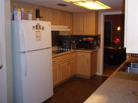 120 SW Monroe Circle, St Petersburg FL - photo 10 of 18