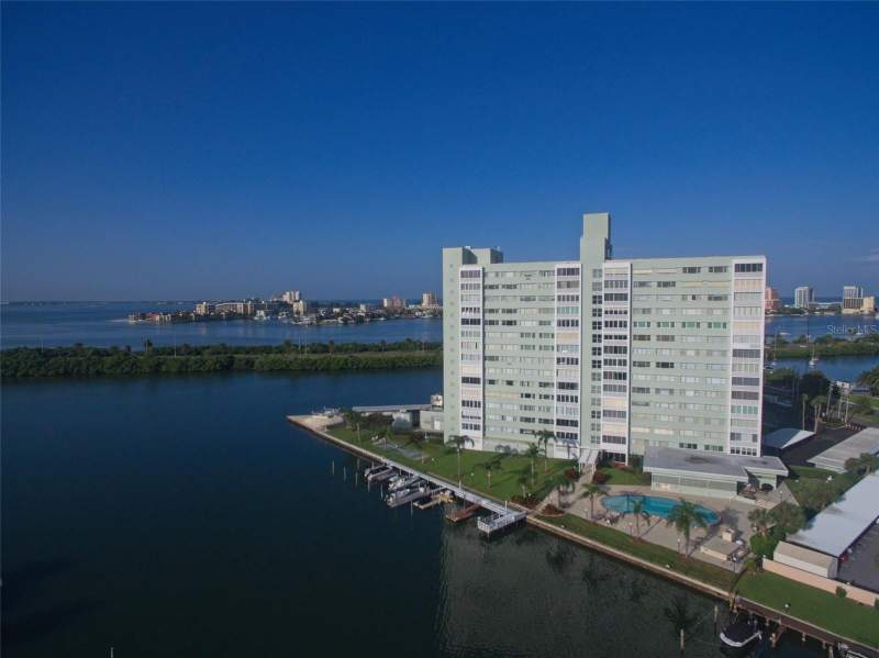 2 bedroom Condominium at 31 Island Way #508, Horizon House Co-Op, Clearwater Beach — photo 2
