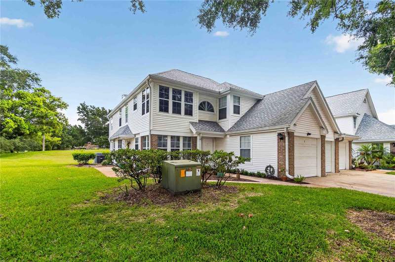 2 bedroom Condominium at 4807 COACHMANS DRIVE #2402, COACH HOMES AT MARINERS VILLAGE, ORLANDO — photo 2
