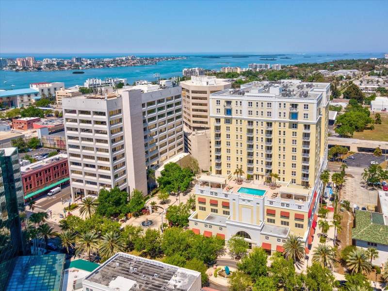 Station Square Condo