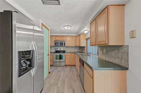 8511 Sunflower Lane, Hudson FL - photo 19 of 42