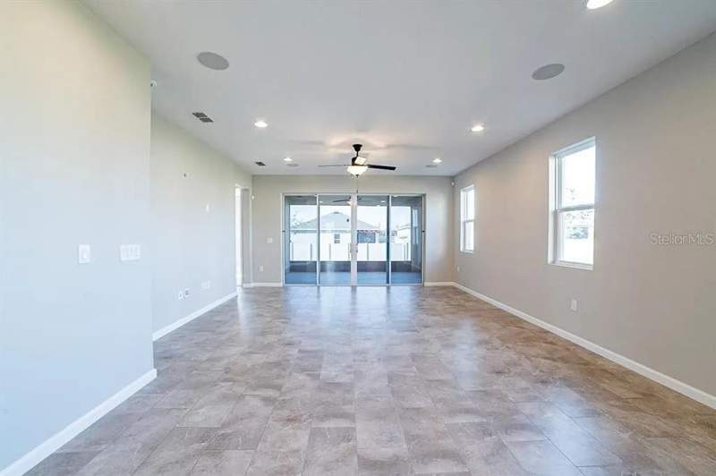 4 bedroom Single Family Residence at 203 Sangmon Court, Groveland Preserve At Sunrise Ph 01, Groveland — photo 3