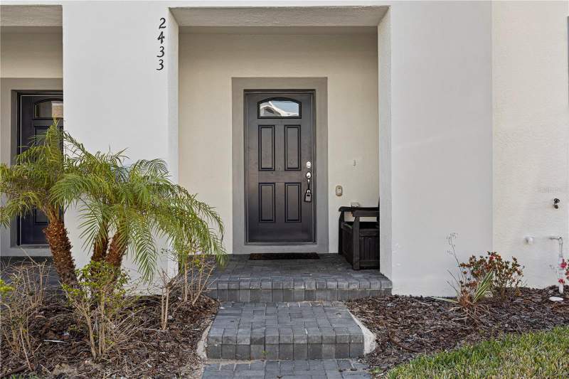 5 bedroom Townhouse at 2433 Dubai Street, Windsor At Westside Ph 3, Kissimmee — photo 3
