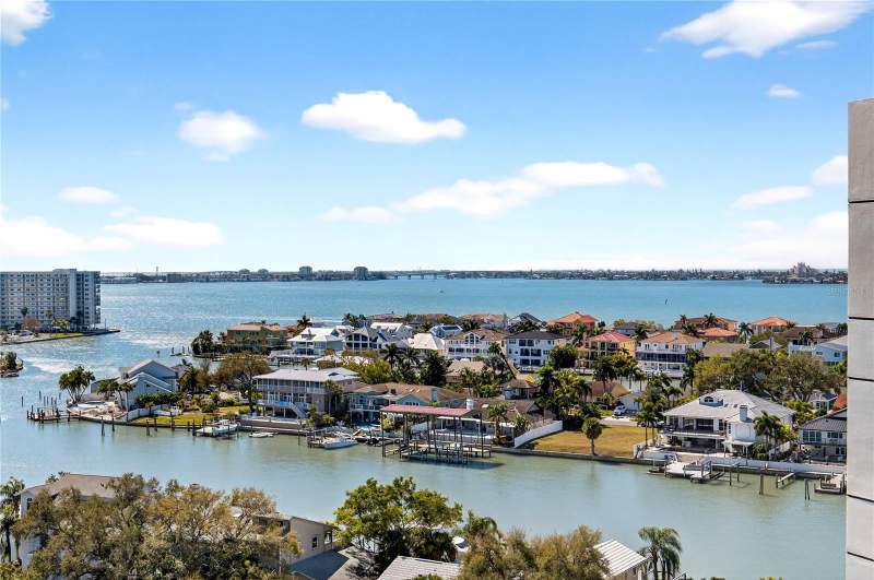2 bedroom Condominium at 5950 Pelican Bay Plaza #2E, Pelican Bay Yacht Club Condo Bldg A, Gulfport — photo 4